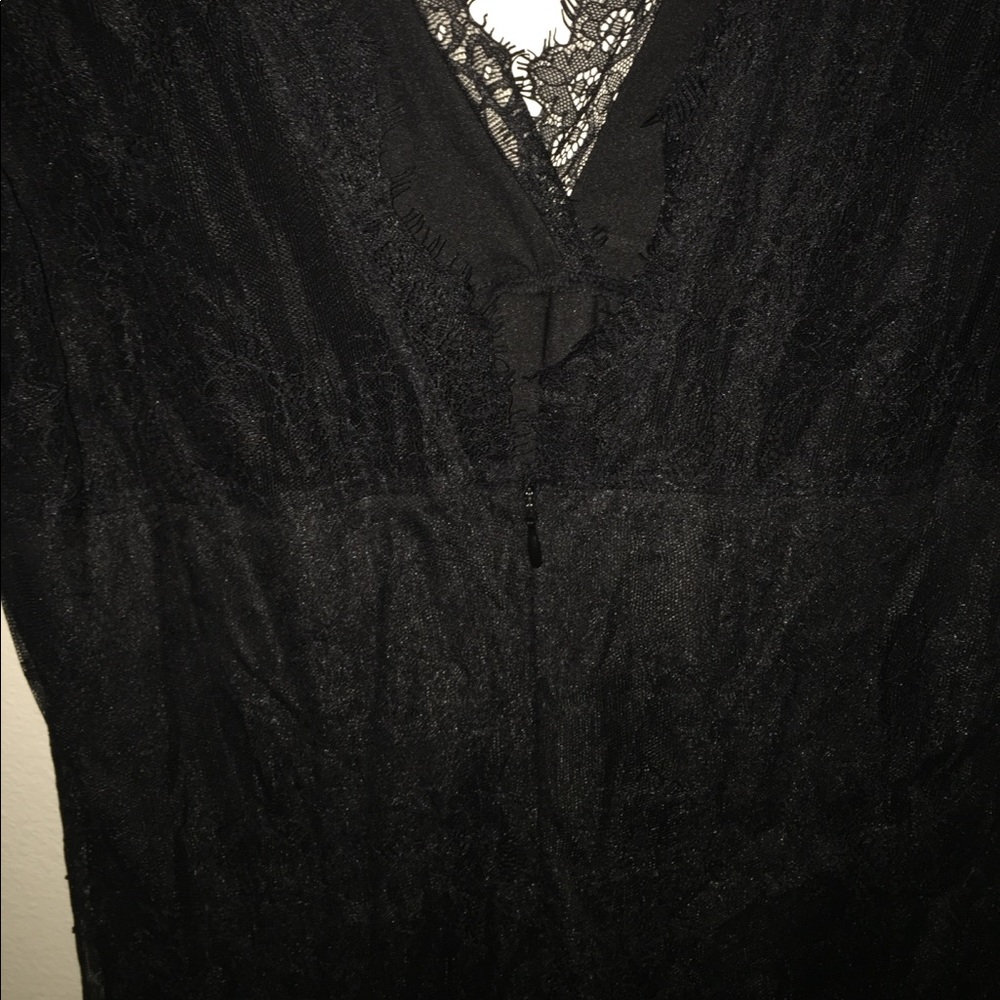 Little black dress - Picture 3 of 3